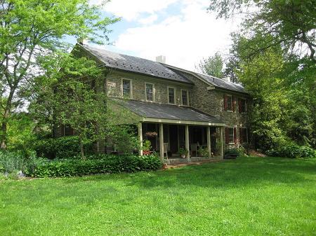 1780 Farmhouse photo