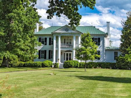1836 Early Classical Revival photo