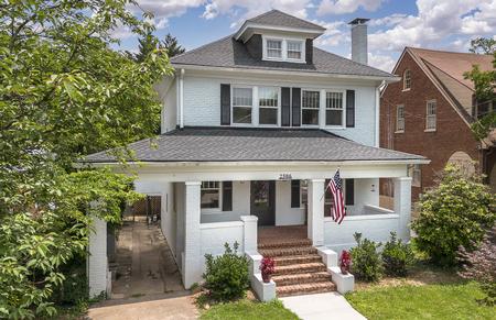 1925 American Foursquare photo