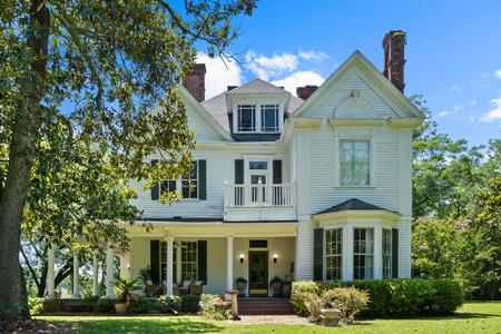 1860 Victorian: Queen Anne photo