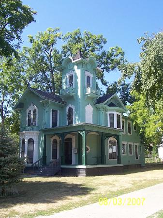 1862 Victorian: Queen Anne photo