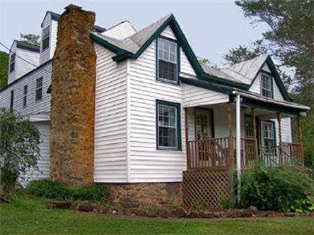 1884 Farmhouse photo