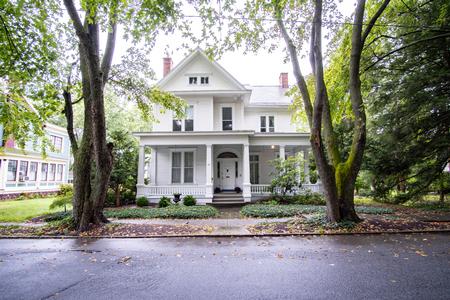 1870 Colonial Revival photo