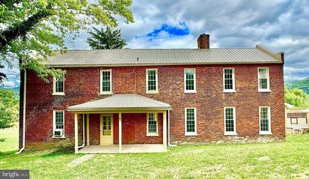 1852 Colonial Farmhouse photo