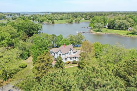 1890 Waterfront Estate photo