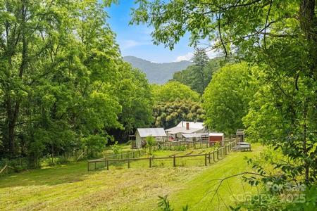 1910 Colonial Farmhouse photo