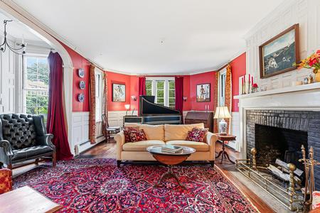 1870 Colonial Condo photo