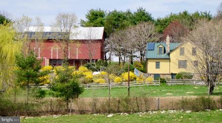 1740 Colonial photo